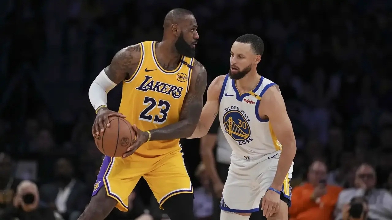 九游网页版登录入口-莱万多夫斯基遭遇十二持续失利，公牛教练压力巨大！